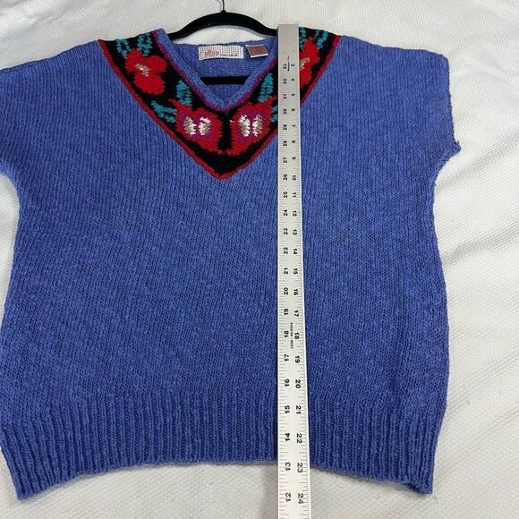 80’s 90’s Floral Embroidered V Neck Short Sleeve Sweater Sz M - Picture 4 of 5